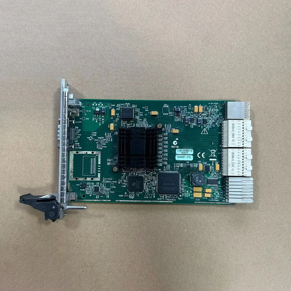 PXIe-8360 779501-01 Módulo de control remoto PXI PXIE-8360 - imagen 3