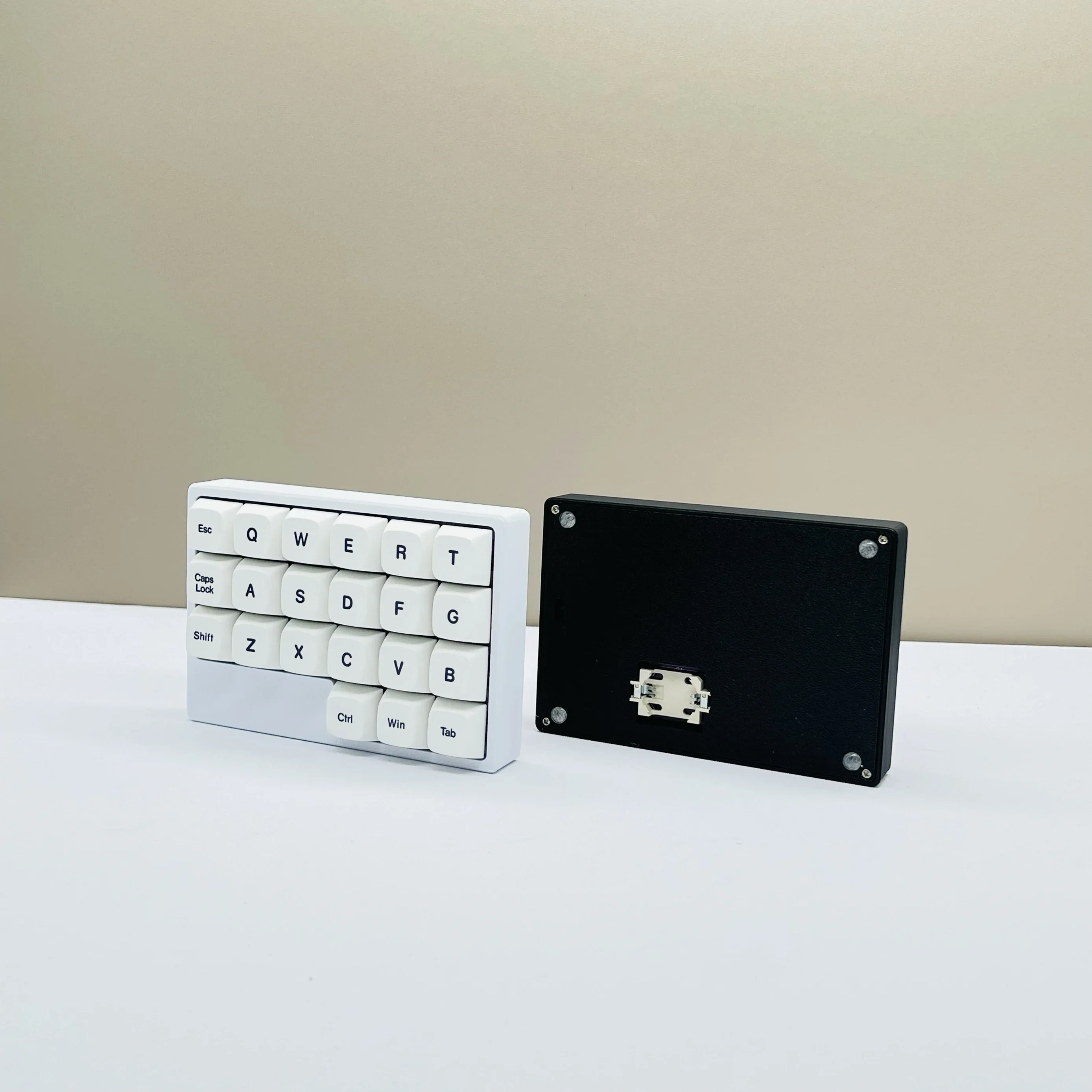 Nuevo Kit ergonómico de teclado dividido inalámbrico PLANK de 42 teclas 2,4G modo único Ortho42 teclado separado VIAL personalizado CR2032 pila de botón - imagen 4