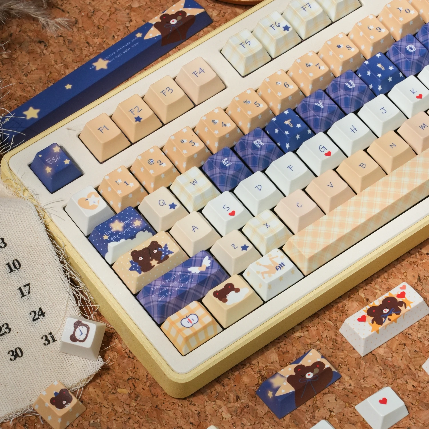 Juego de teclas Star Bear Cute Cherry Profile139 teclas PBT sublimación térmica amarillo azul teclas personalizadas para teclado mecánico - imagen 2