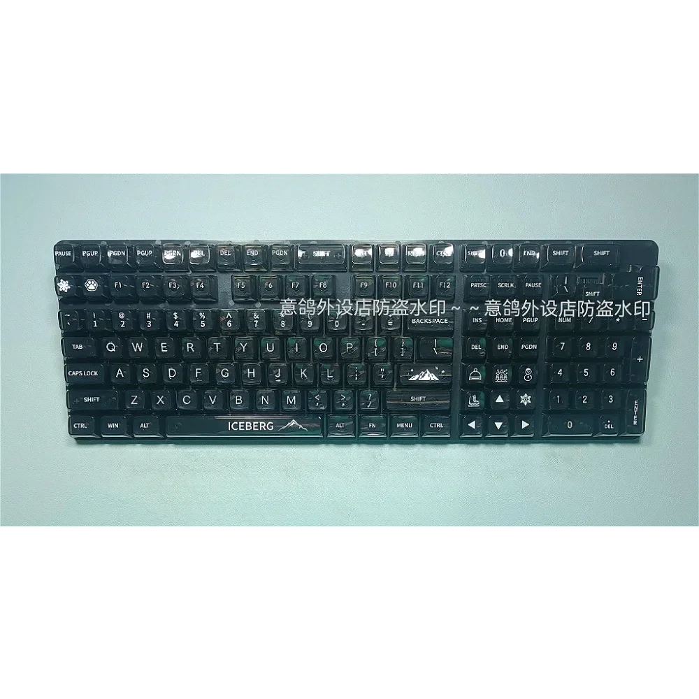 Black and white font