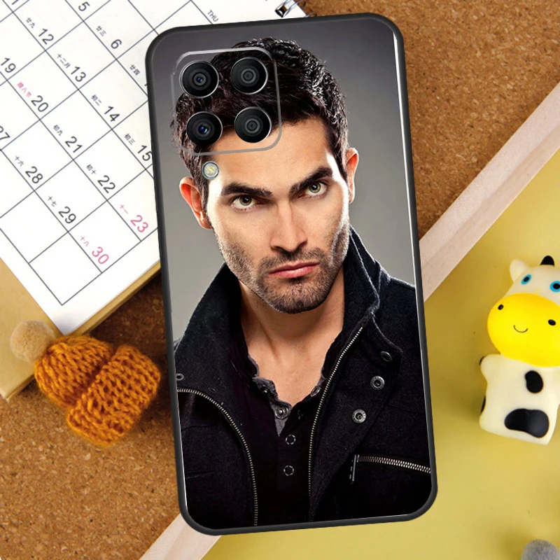Funda Teen Wolf Derek Hale para Samsung Galaxy M20 M11 M31 M35 M55 M15 M32 M16 M36 M56 M54 M23 M52 M34 M14 M13 M53 - imagen 4
