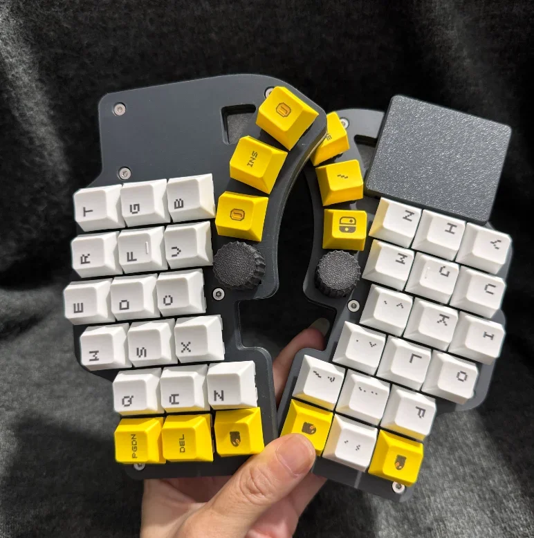 procynblackkeyboardC