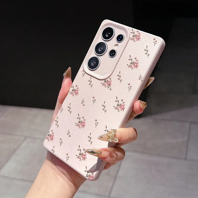 Funda rosa con diseño de lichi y flores pequeñas para Realme C53 C51 C63 C55 C35 C30S C65 C21Y C25Y 14 13 12 11 9 Pro Plus 10 8 5G 8i - imagen 3