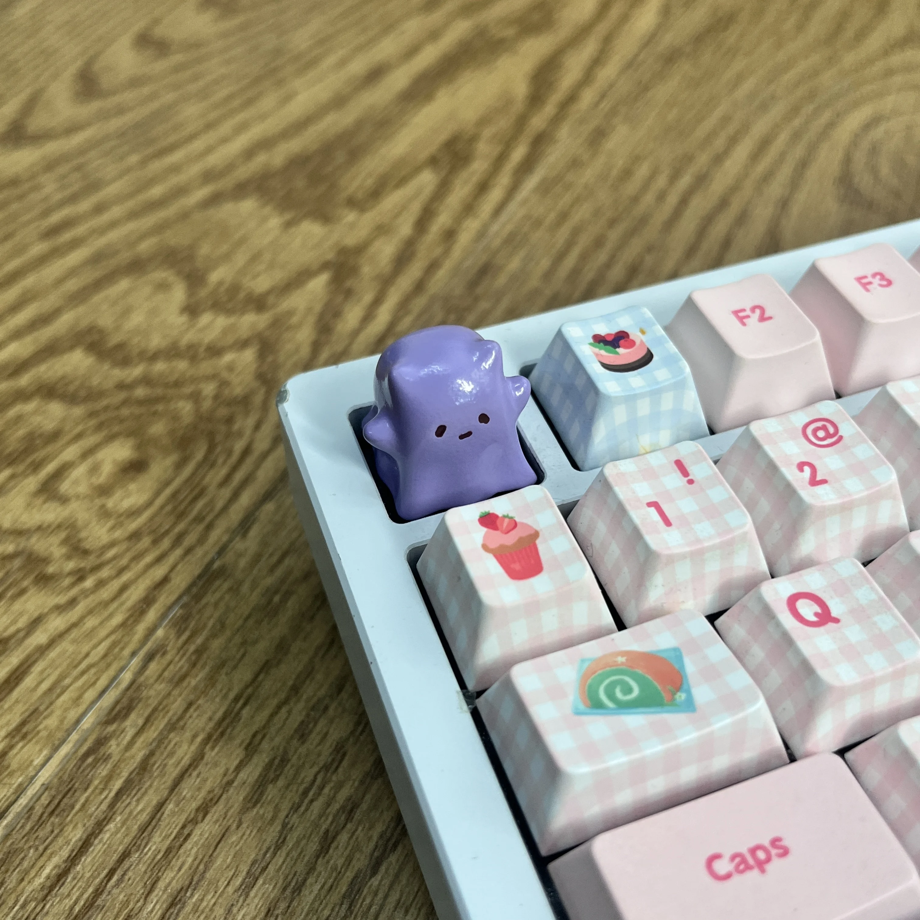 Juego de teclas con tema de gato fantasma, teclas artesanales de resina 3D, teclas originales personalizadas hechas a mano para accesorios de teclado mecánico - imagen 2