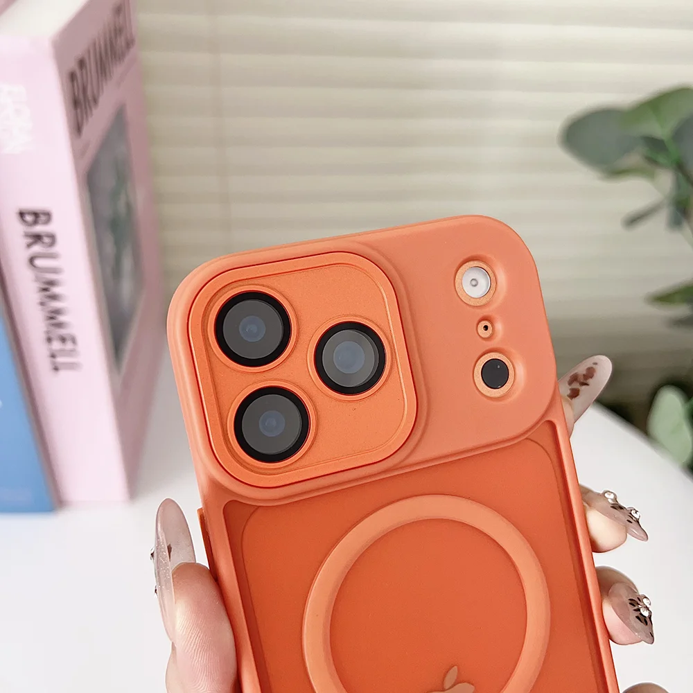 Funda Magsafe magnética a prueba de golpes con armadura de lujo para iPhone 17 pro Max plus, Compatible con carga inalámbrica, cubierta de PC translúcida mate - imagen 4