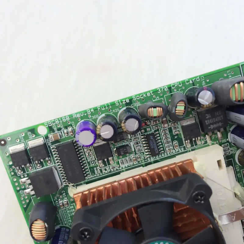 Caliente para la placa base del Compter Industrial Axiomtek SBC8168 Rev.B4 SBC8168VEE