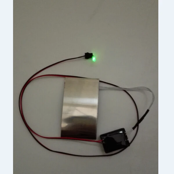 Generador piezoeléctrico para caminar, generación de señal de paso, generación de energía para zapatos, generación de energía para pies, generación de energía deportiva