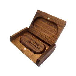 Memoria USB nogal ovalada con logo fotográfico personalizado