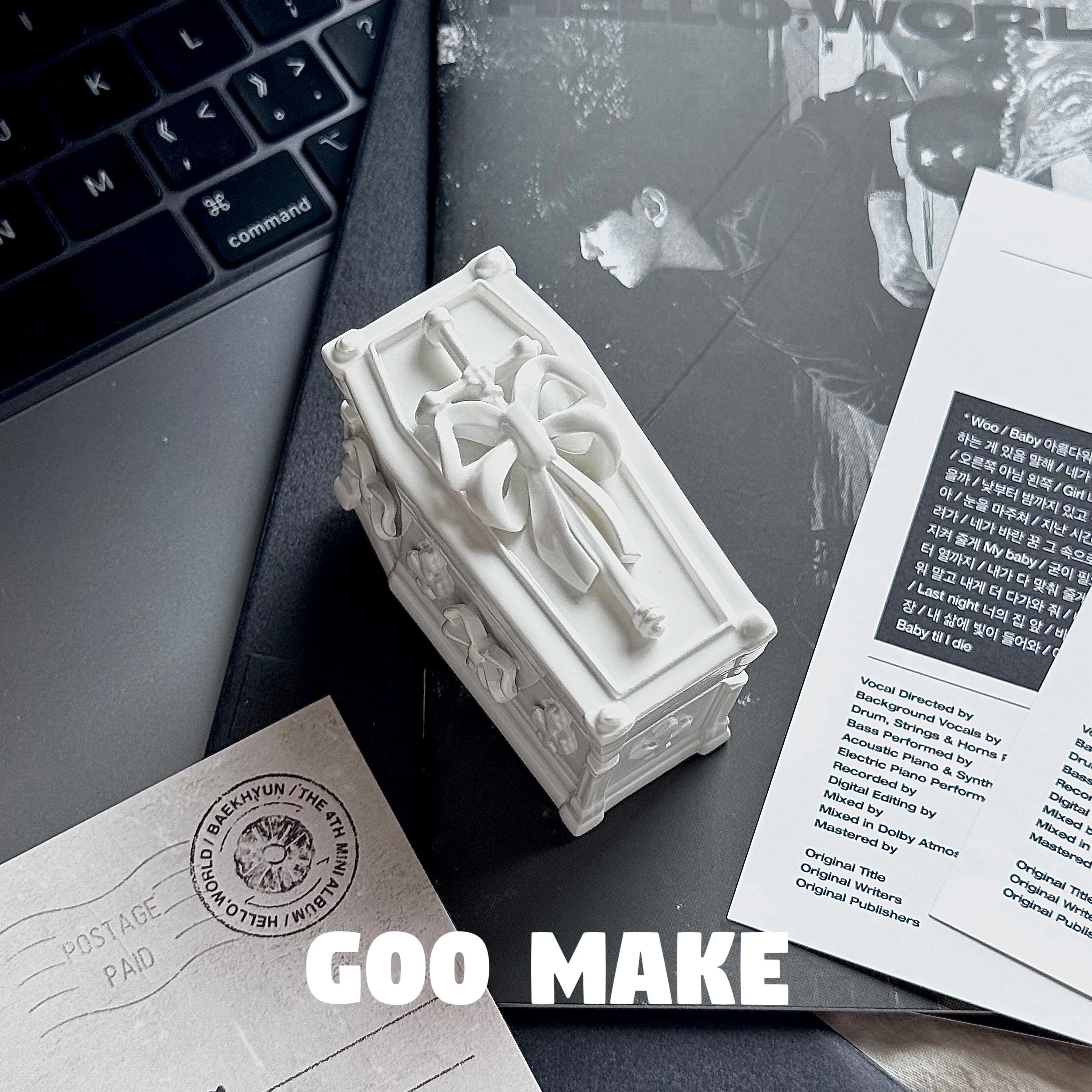 Funda para auriculares de ataúd pequeño, funda decorativa para auriculares de resina 3d en blanco y negro, funda protectora diseñada personalizada para Airpod Pro Y2K - imagen 4