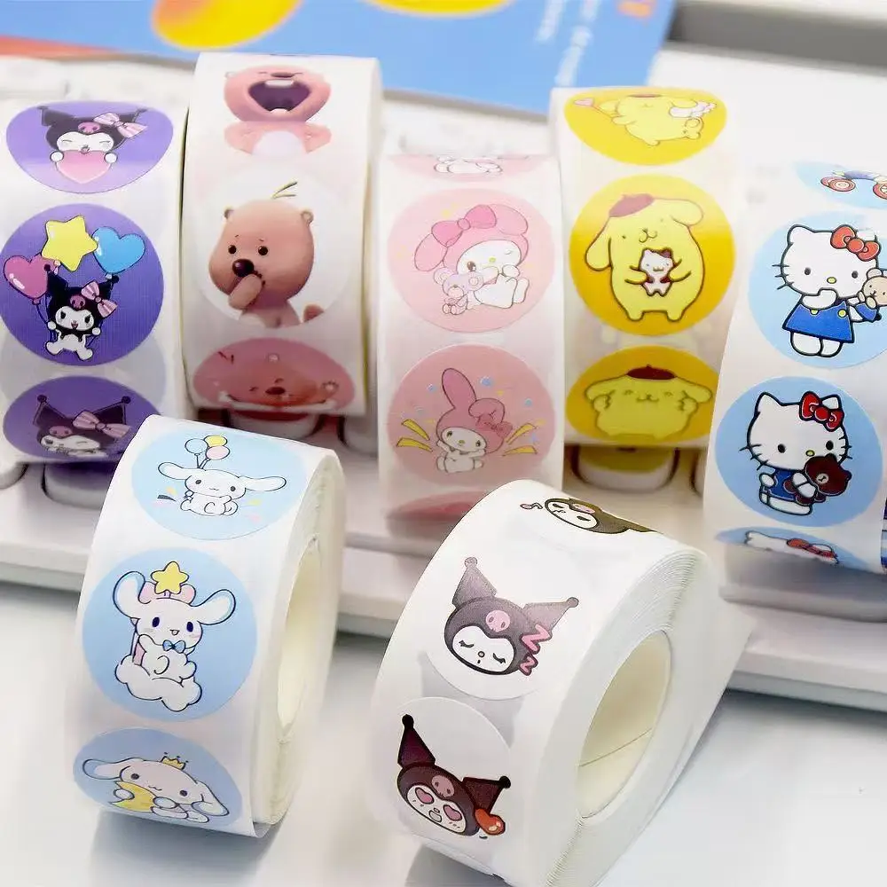 500 uds/rollo de pegatinas Kawaii de Anime Sanrio, Hello Kitty Kuromi Cinnamoroll Pochacco, pegatina DIY de papelería, pegatina bonita de dibujos animados para regalo - imagen 2