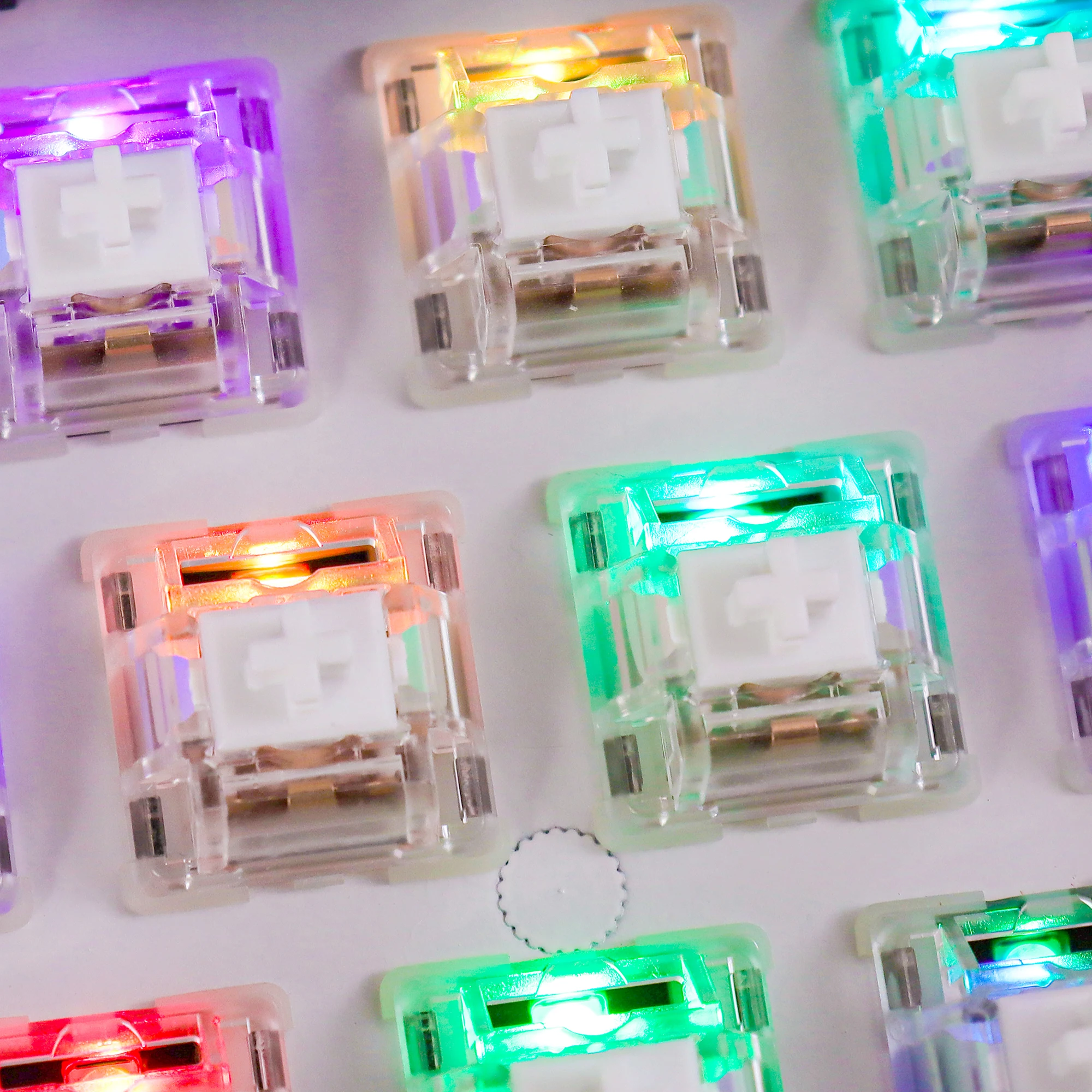 KBDiy-interruptor Kang blanco V3 de 5 pines, Teclado mecánico, interruptores lineales 40gf, tallo MX personalizado, lubricado en fábrica, 35 Uds., RGB SMD para juegos - imagen 3