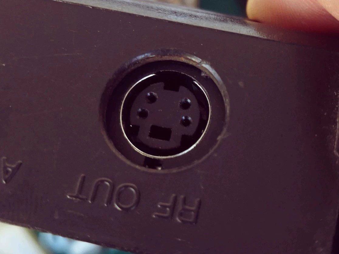 Módulo de salida Mega Drive S-Video: imagen nítida y clara, fácil instalación de orificios originales, pieza modificada para juegos retro - imagen 2