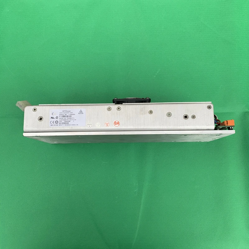 Para fuente de alimentación conmutada XP Power P5S6S6-FT5