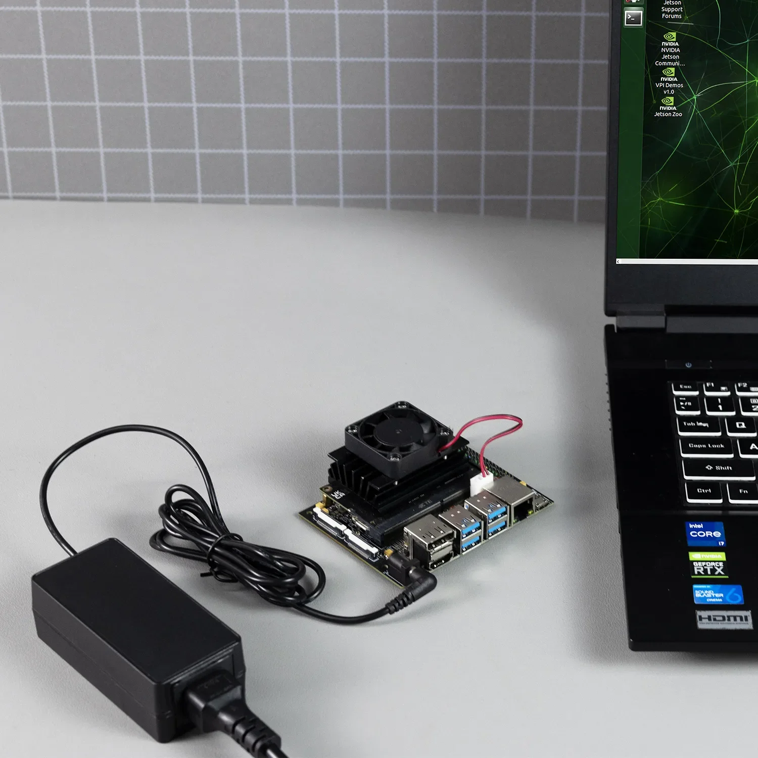 Puerto adaptador de fuente de alimentación CC de 19V/2.37A, enchufe estadounidense de 5,5-2,5mm y UE para placa Jetson Orin NX SUPER/Orin NANO SUPER - imagen 5