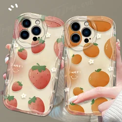 Funda transparente para iPhone con diseño de fresa 3D