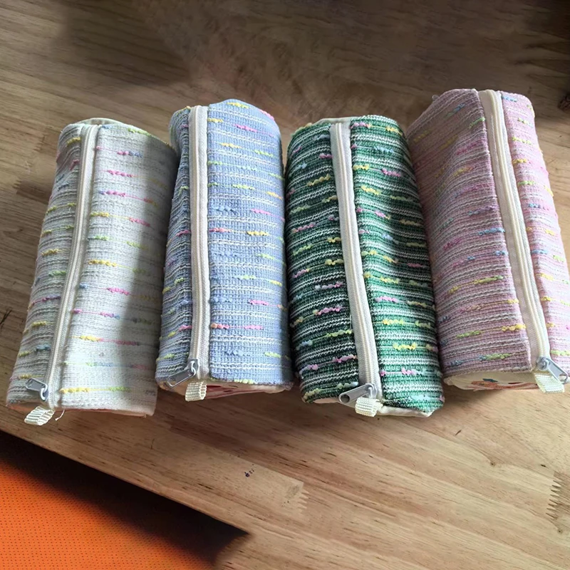 Estuche de lápices de pastel de fresa de dibujos animados Kawaii versátil, bolsa de almacenamiento de gran capacidad, suministros escolares, caja de papelería de moda - imagen 2