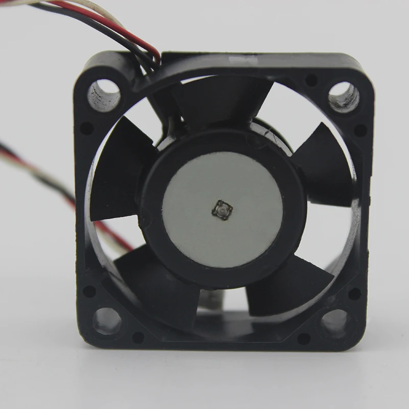 Ventilador 12V NMB 1204KL-04W-B39 30mm Refrigeración 3 Líneas - imagen 2