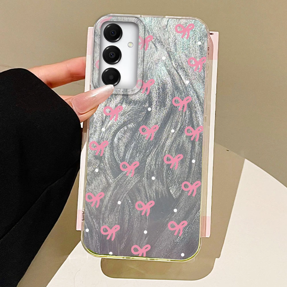 Detalle del acabado mate y el diseño de la funda