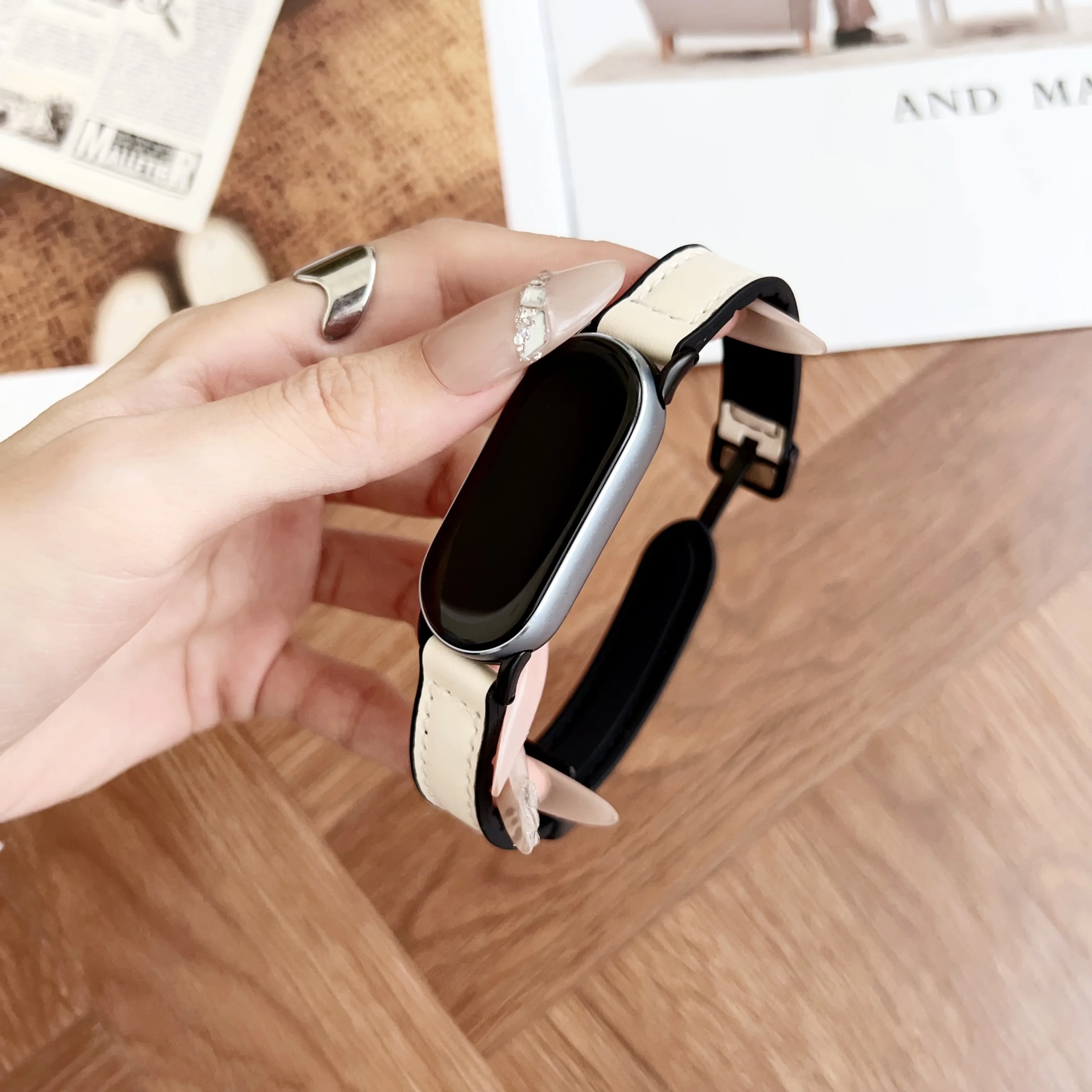 Correa de silicona de cuero para Xiaomi Band 9 8, pulsera magnética para reloj inteligente, pulsera de repuesto para Mi Band 9 8 NFC - imagen 3