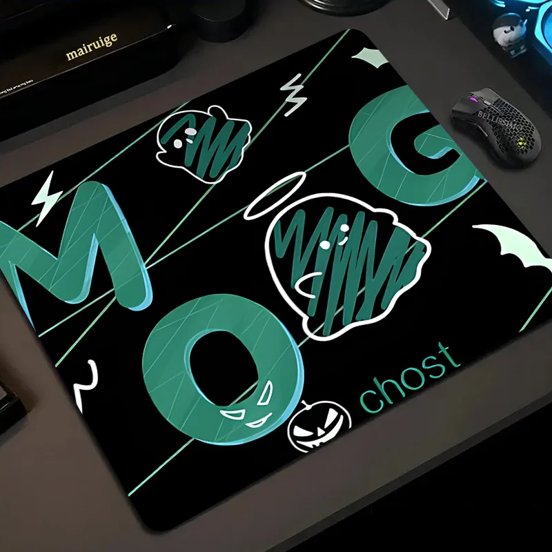 Alfombrilla de ratón grande de 900x400, alfombrilla impermeable de Anime Ghost, cojín de mesa de 40x45, alfombra estética para juegos, accesorio de ordenador grueso - imagen 2