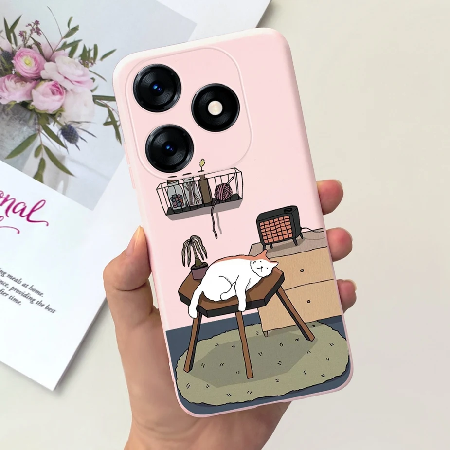 Una persona que sostiene un teléfono celular rosa con un gato