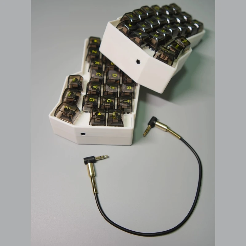 Corne Split Keyboard 46 teclas con cable monomodo RGB teclados mecánicos de intercambio en caliente personalizados 7 °   Teclado dividido de oficina VIAL inclinado - imagen 4