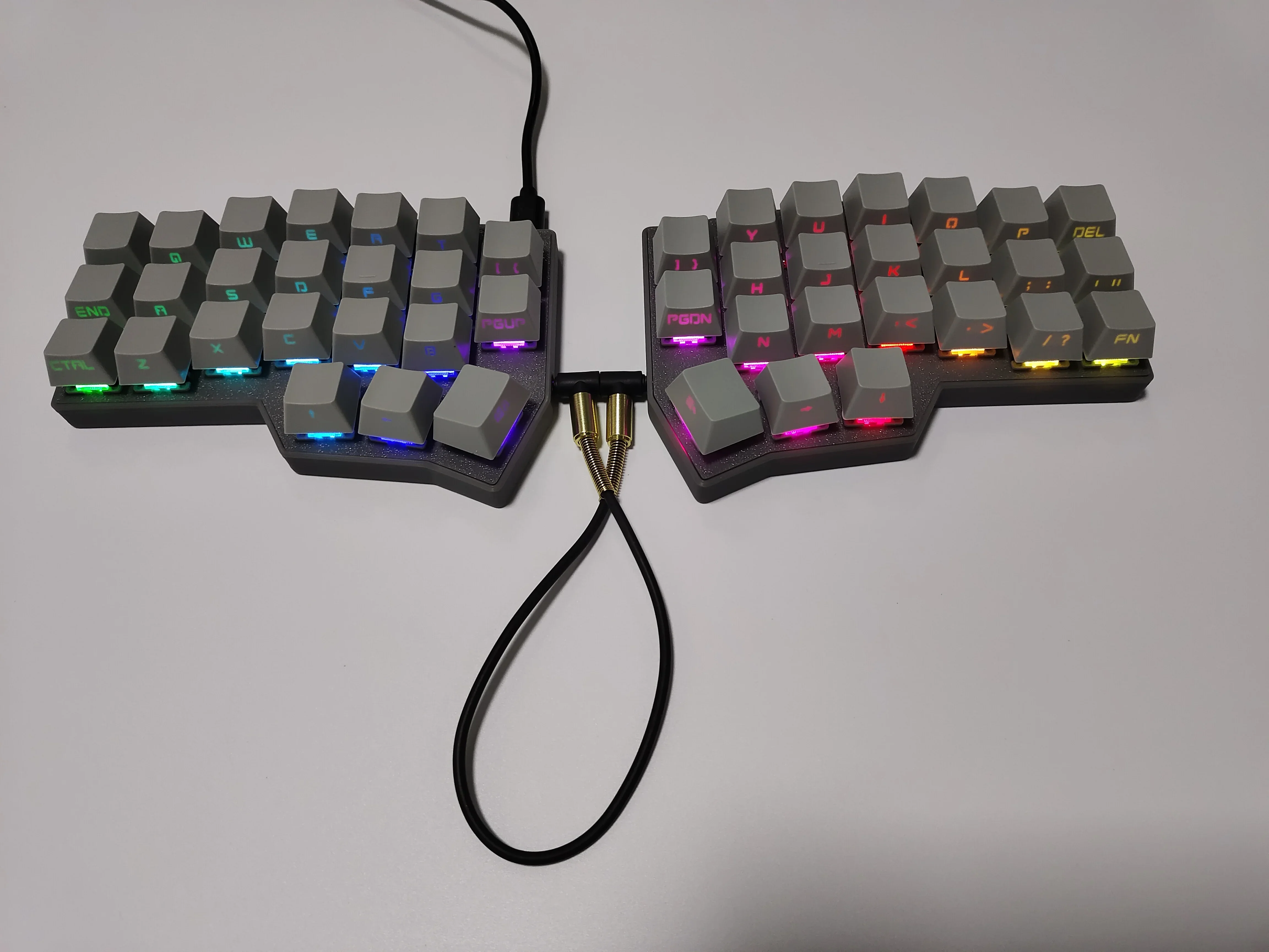 Teclado dividido Corne Crkbd V4.1 personalizado con cable Rgb soporte de intercambio en caliente Qmk/Via Corne V4.1 Kit de teclado dividido para accesorios de Pc regalo - imagen 4