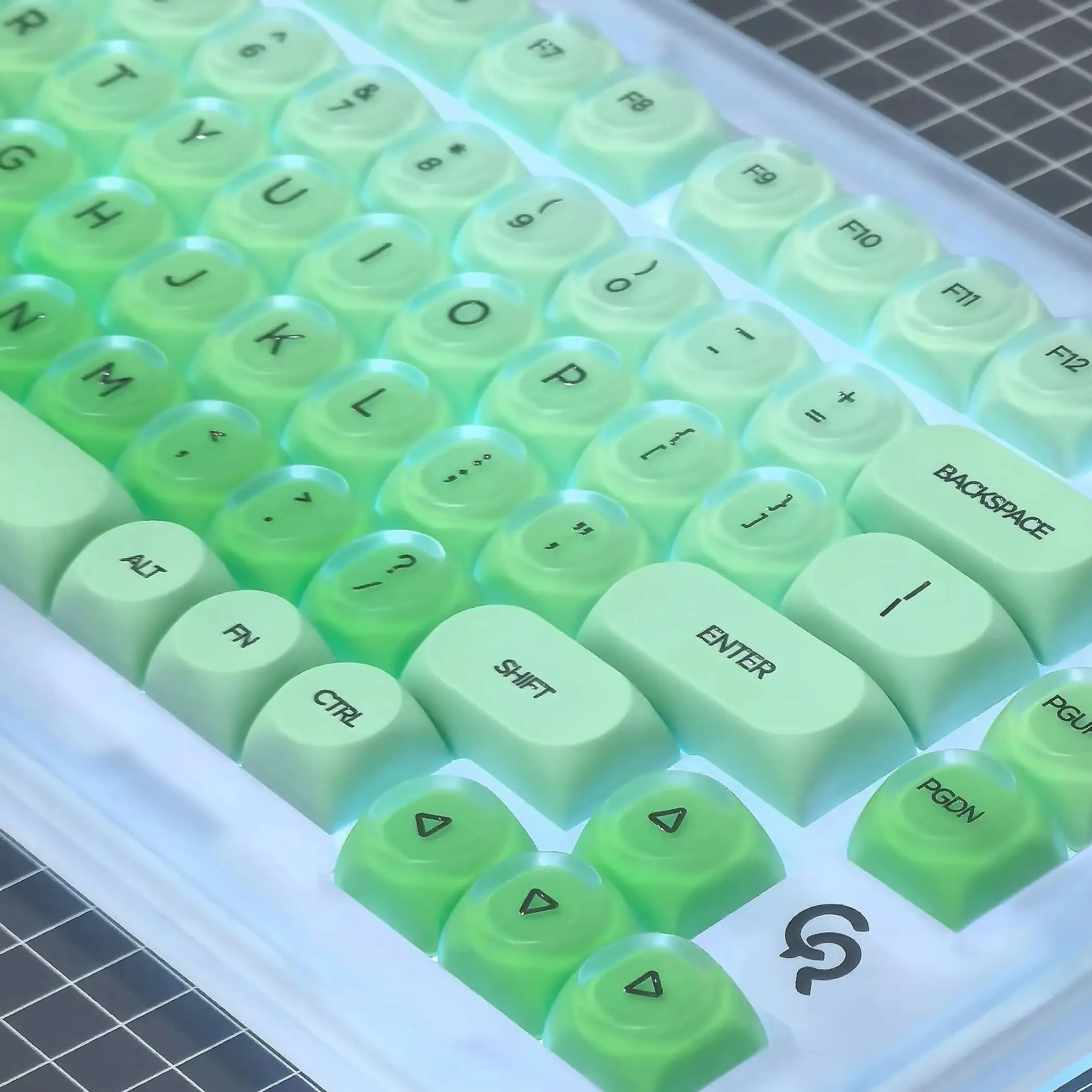 Teclas de limón verde 2025 nuevo verano pequeño estilo refrescante Pc Pbt Moa gradiente verde limón teclas personalizadas para Aula F75/F99 - imagen 2