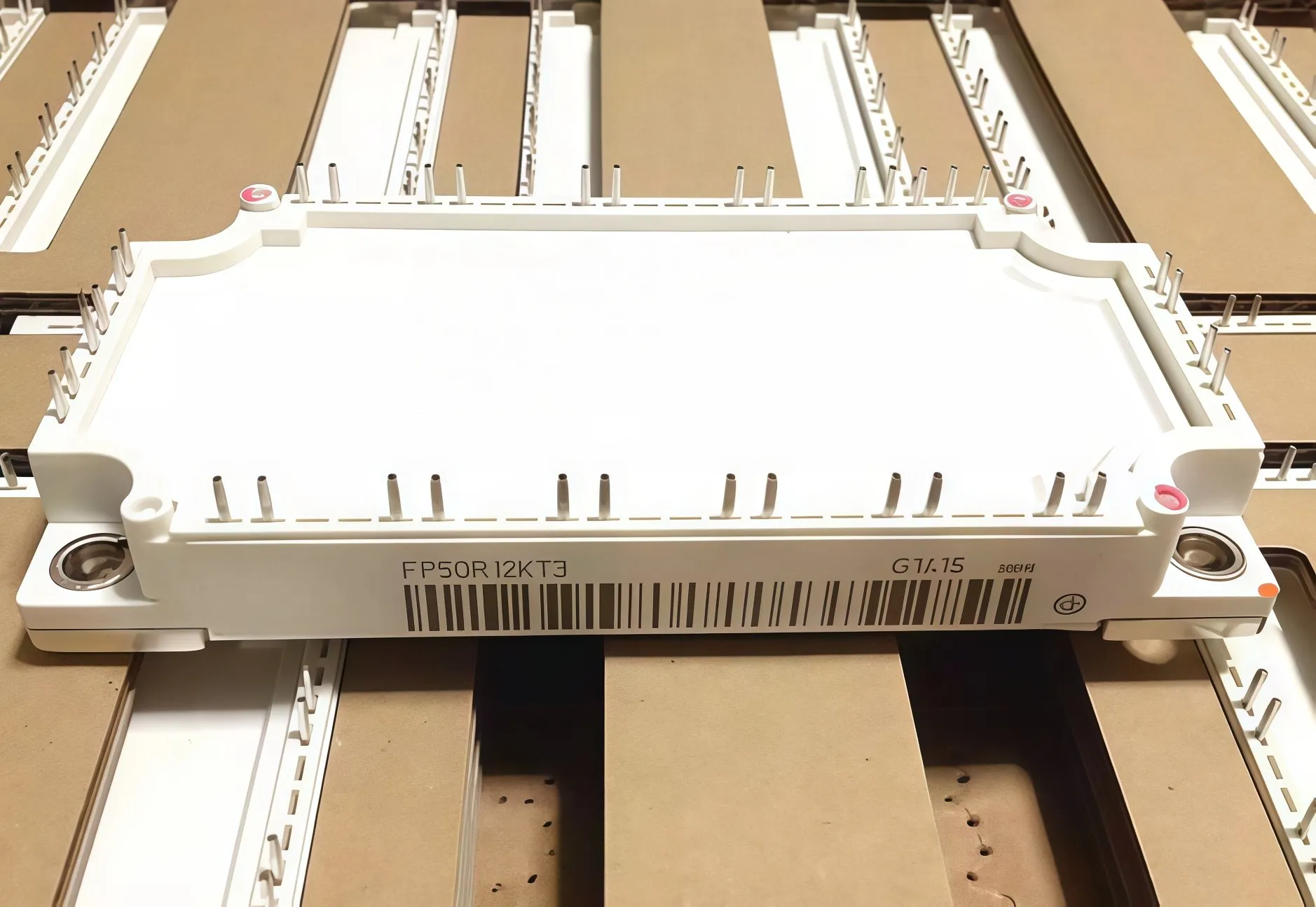 Nuevo y original FP50R12KT3 FP50R12KE3 BSM50GP120 FP75R12KT3 FP40R12KT3G - imagen 2