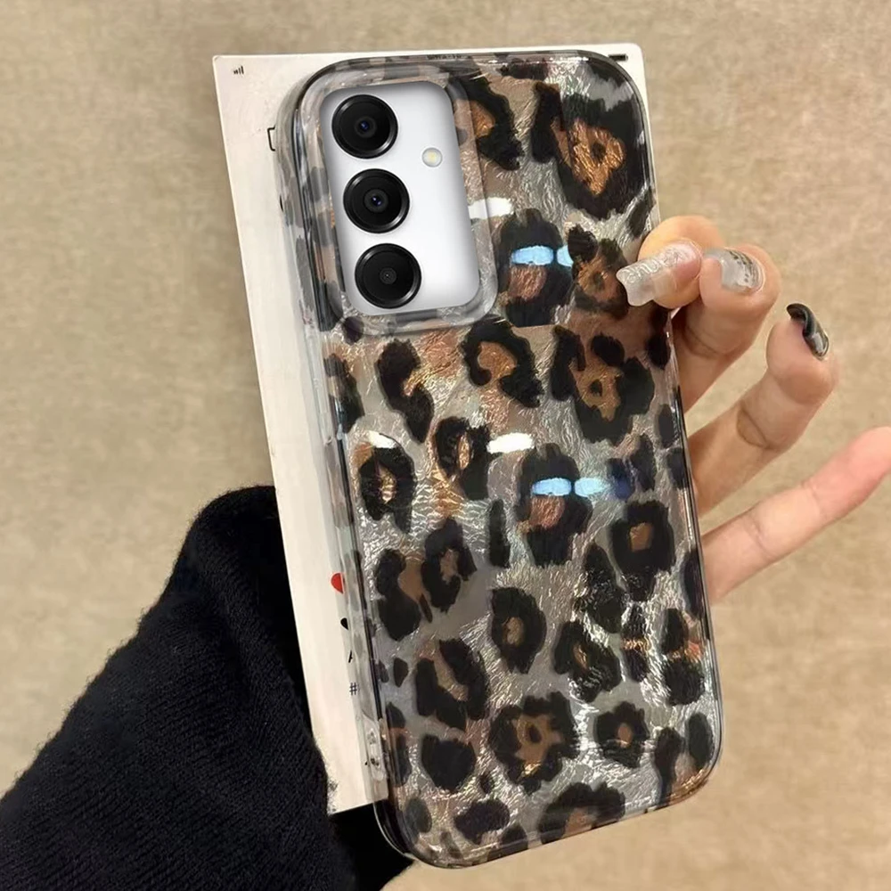Funda de teléfono INS coreana de leopardo negro para Samsung Galaxy A16 A55 A07 A17 A56 A36 A26 A53 A06 A14 A24 A34 A54 A15 A12 A37 A57