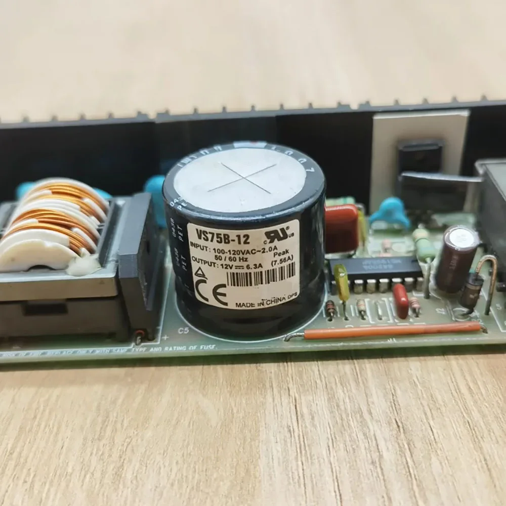 Módulo de Alimentación 12V 6.3A VS75B-12 - imagen 5