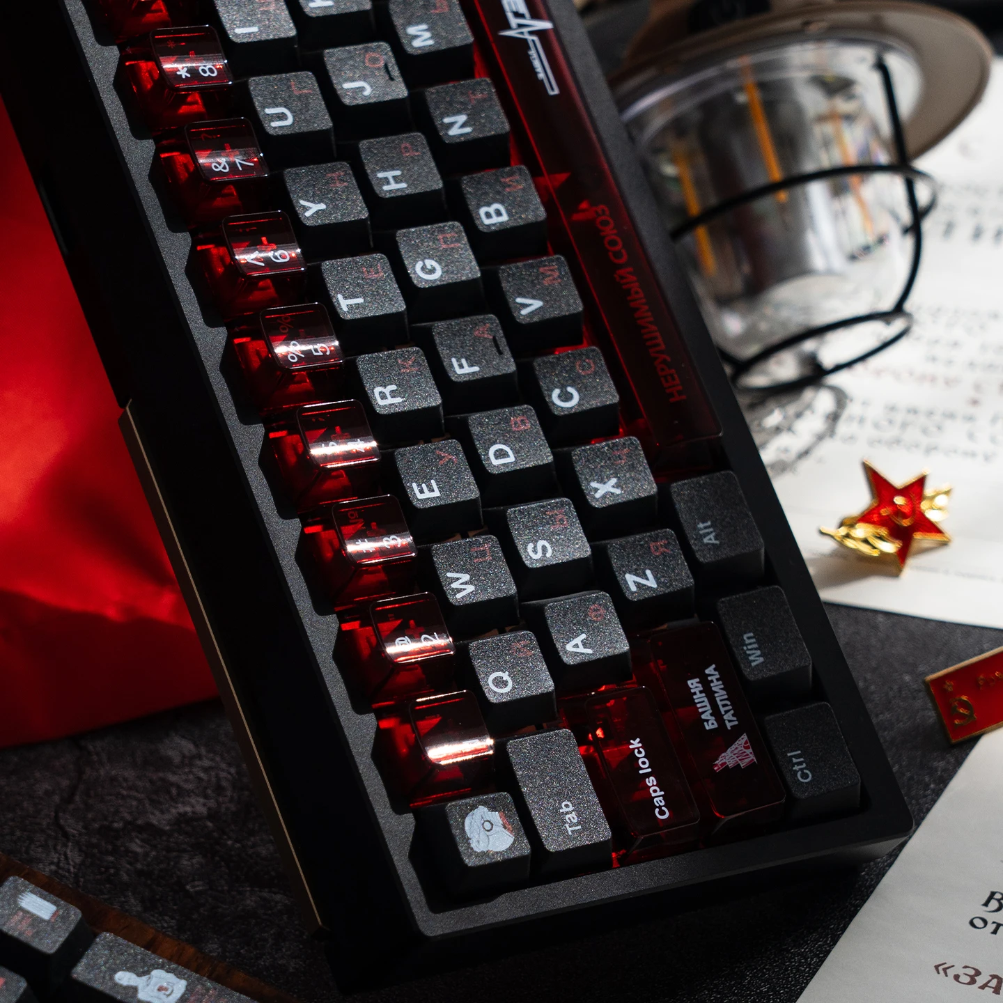 Teclas soviéticas originales, teclas de PC PBT sublimadas de cinco lados, juegos grandes personalizados en negro y rojo para teclado mecánico MX - imagen 3