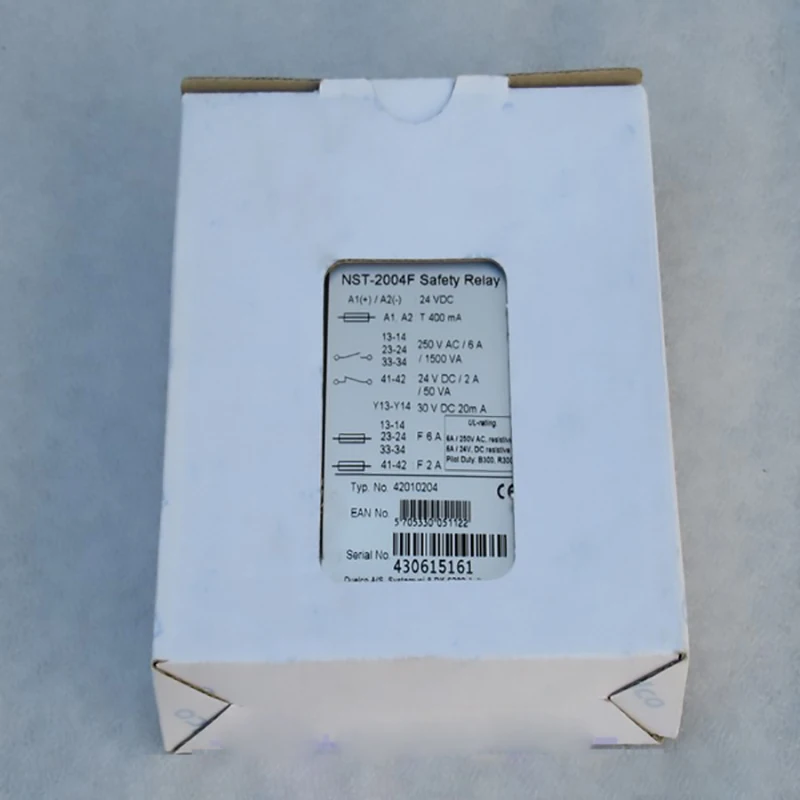 Relé de seguridad NST-2004F 24 VCC Envío rápido - imagen 5