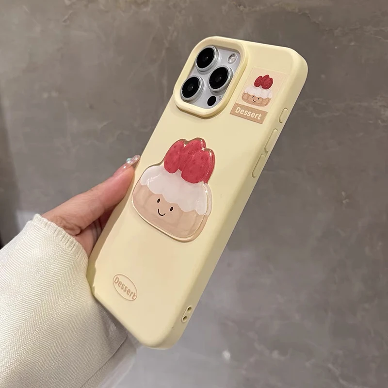 Funda de teléfono amarilla con diseño de pastel de fresa para iPhone 16 Pro Max 15 13 14 12 funda trasera de silicona suave - imagen 3