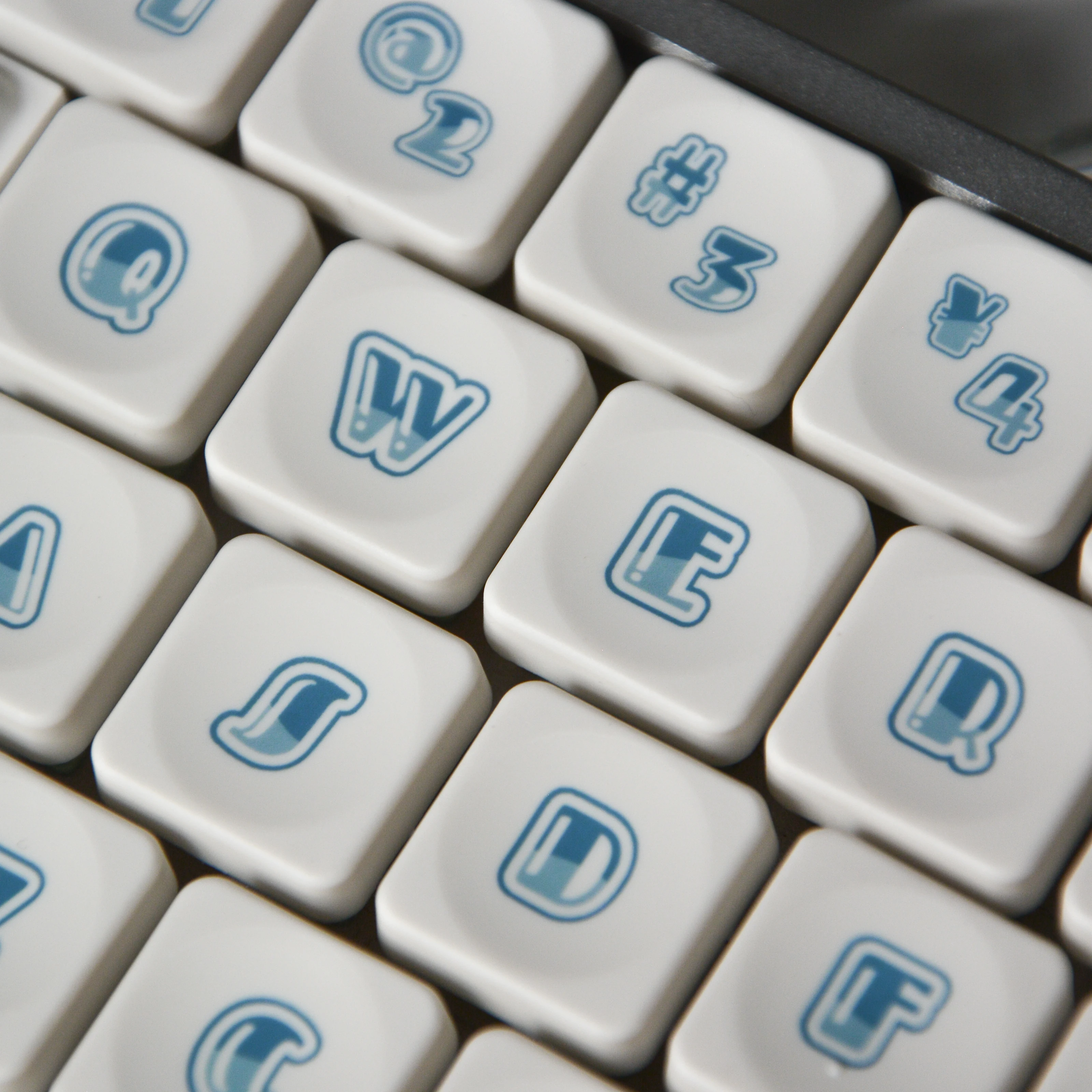 LCK - Teclas de perfil bajo con tema Sida, 18 mm x 18 mm, sublimación Pbt, teclas para teclado mecánico de eje bajo, teclas ultrafinas - imagen 3