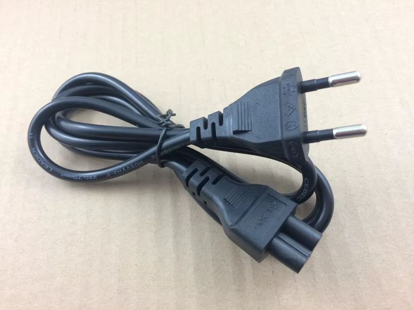 Cable Alimentación Portátil 3 Clavijas Enchufe Europeo/EE.UU. - imagen 2