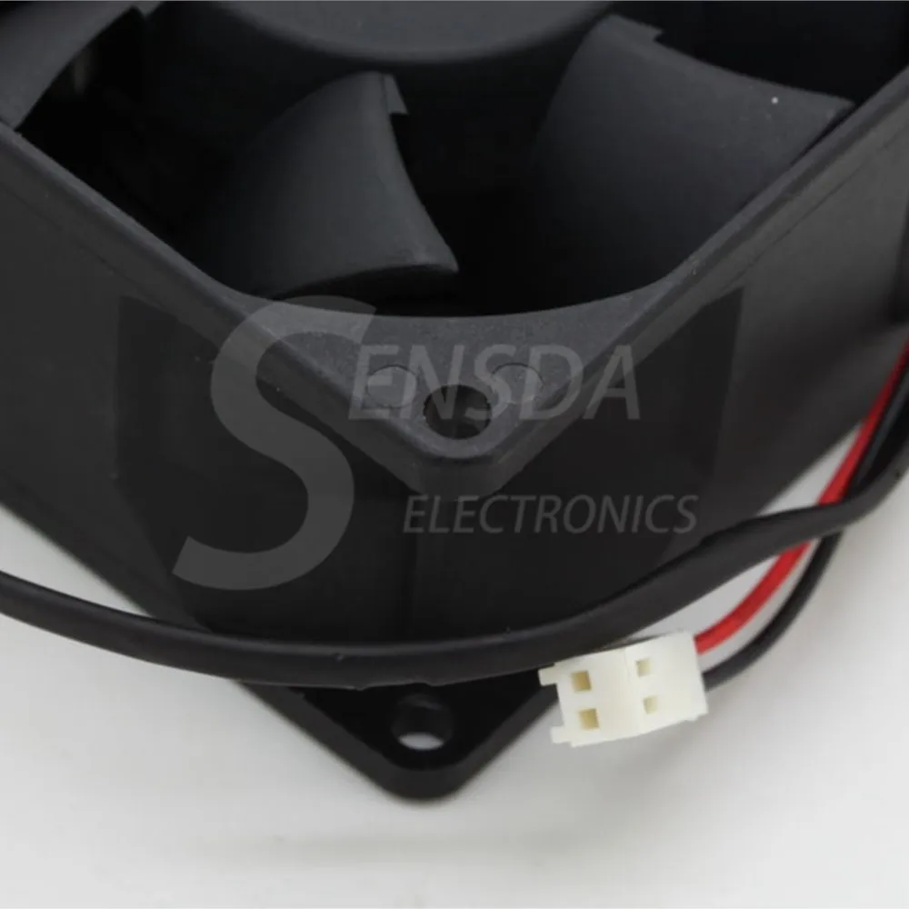 Sunon PMD2408PMB2-A Enfriador CPU 24V 7,2W Ventilador axial 80x80x38mm - imagen 4