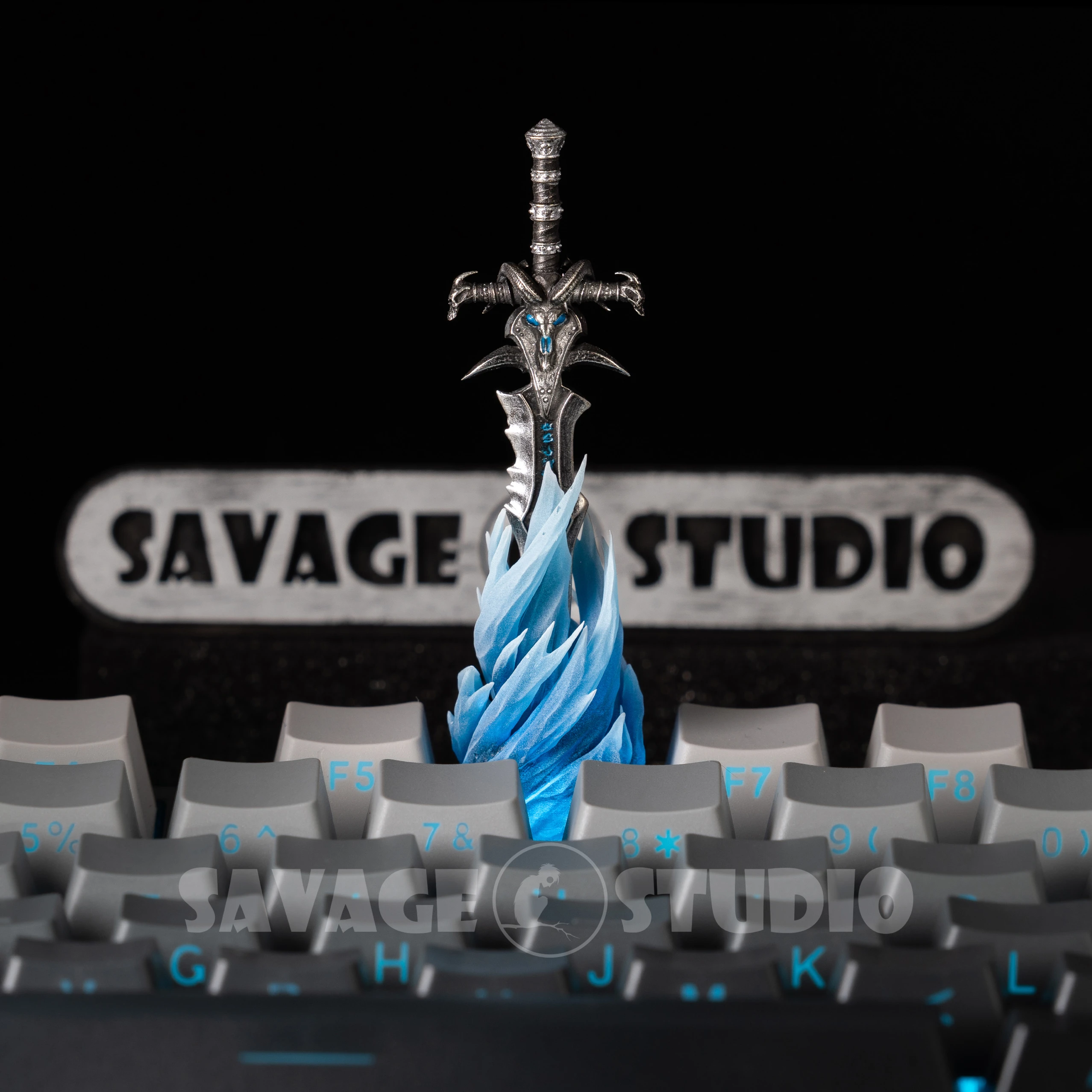 Juego de teclas con tema de Frost's Sorrow, teclas artesanales de resina 3D, teclas originales personalizadas hechas a mano para accesorios de teclado mecánico - imagen 3