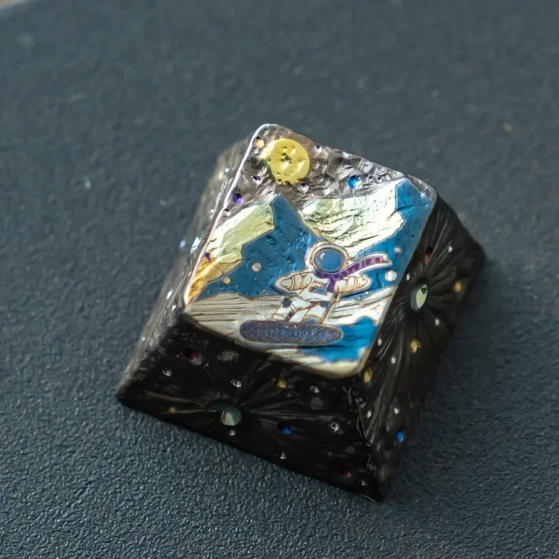 Keycap con tema de astronauta, Metal CNC, aleación de titanio, tallado a mano, perfil de cereza hecho a mano, personalizado, Teclado mecánico, regalos - imagen 3