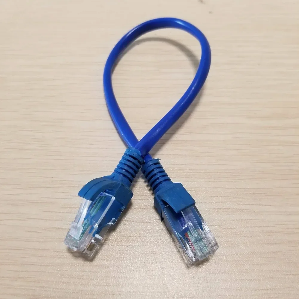 10 unids/lote RJ-45 RJ45 macho a CAT5 Cable Ethernet red corto azul 25cm