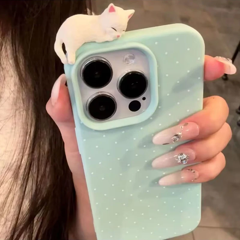 Funda de teléfono suave con diseño de lunares encantadores de Corea para iPhone 17 16 15 14 13 12 Pro Max Plus X funda a prueba de golpes con bonito gato de dibujos animados 3D - imagen 3