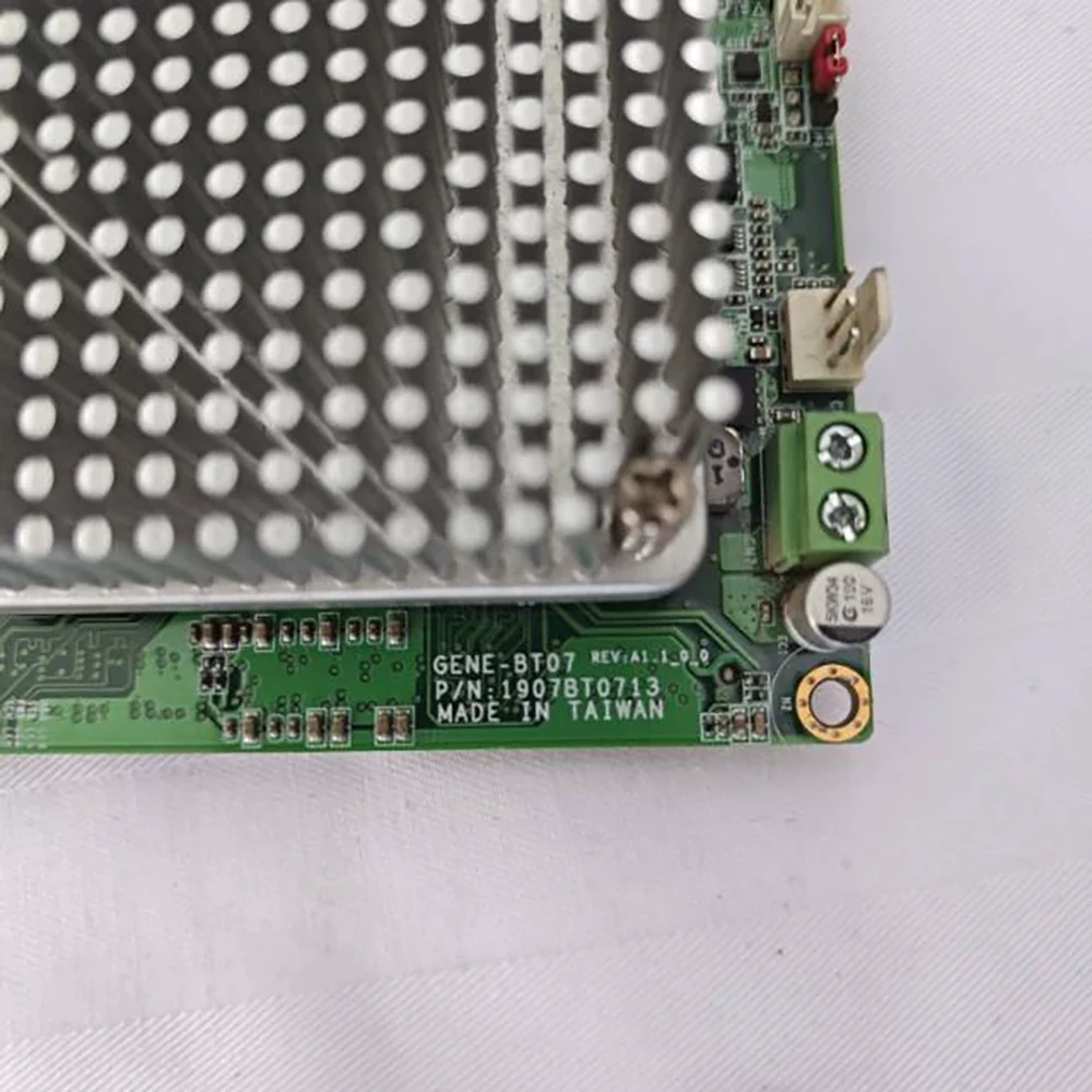 Procesador J1900 GENE-BT07 placa base de servidor de control industrial GENE BT07 - imagen 2