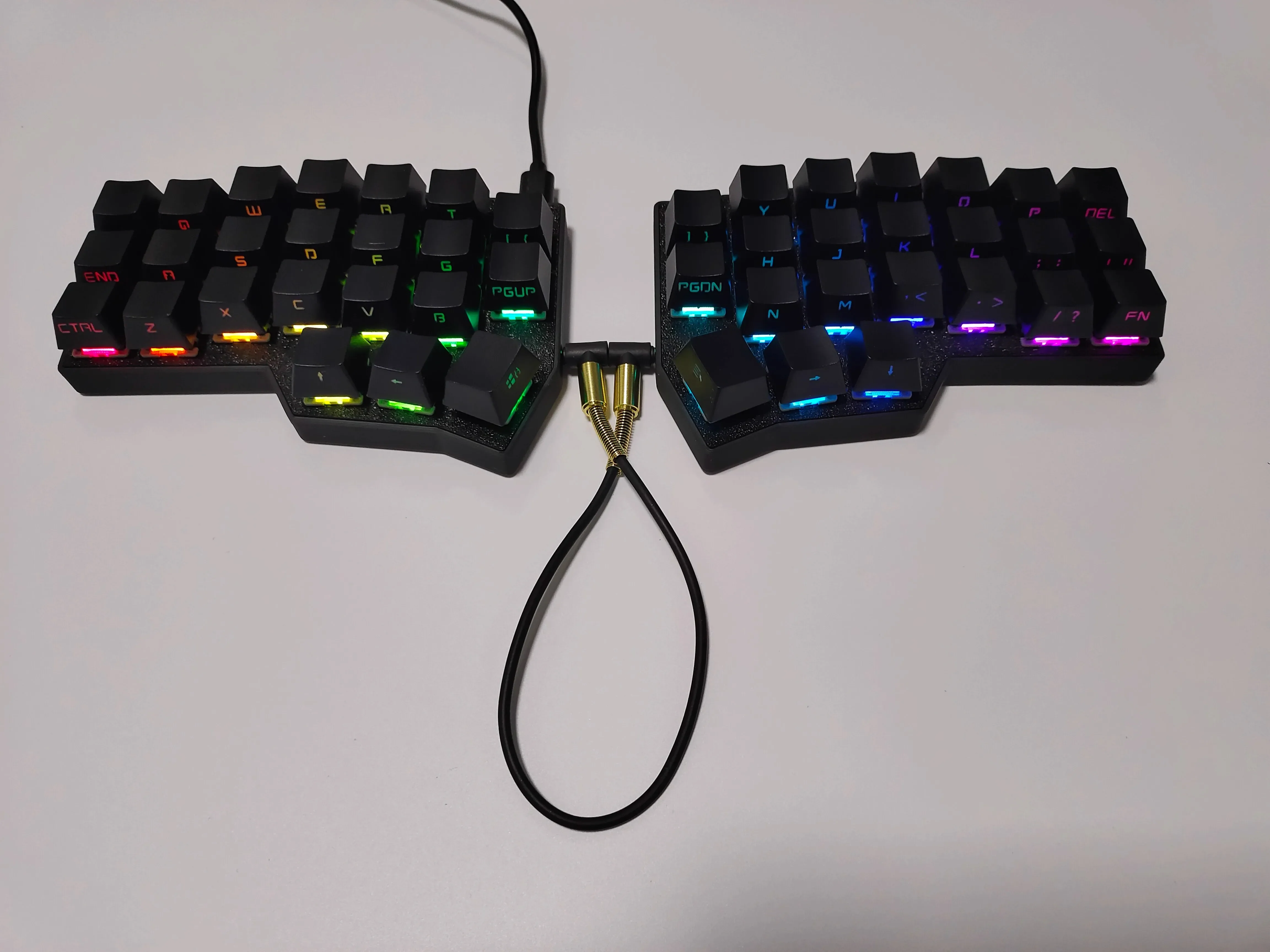 Corne Crkbd V4.1 teclado dividido personalizado RGB intercambio en caliente con cable Corne Teclado mecánico dividido ergonómico para Vial MX Choc V1 V2