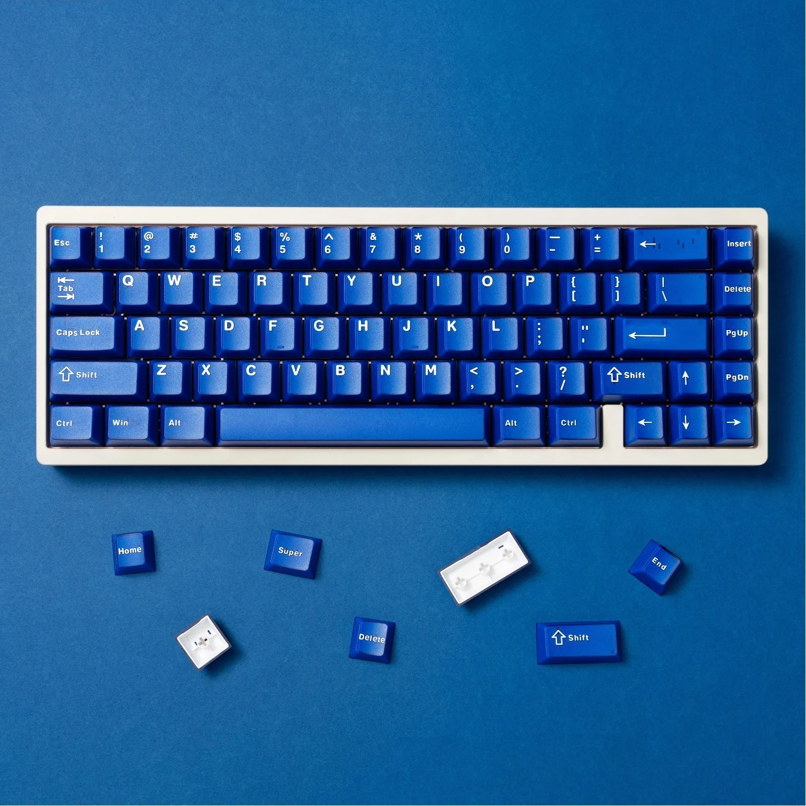 Teclas semitransparentes azules Klein clásicas de 120 teclas, teclas ABS de doble disparo, perfil de cereza para interruptores Cherry MX, teclado de jugador - imagen 5