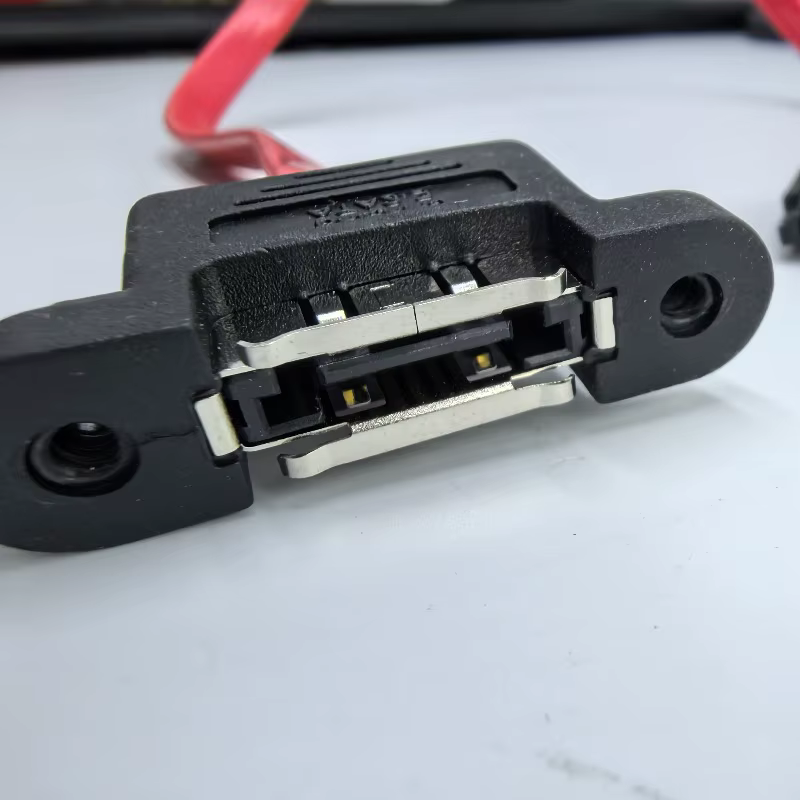 Adaptador SATA Macho a eSATA Hembra – Rojo - imagen 5
