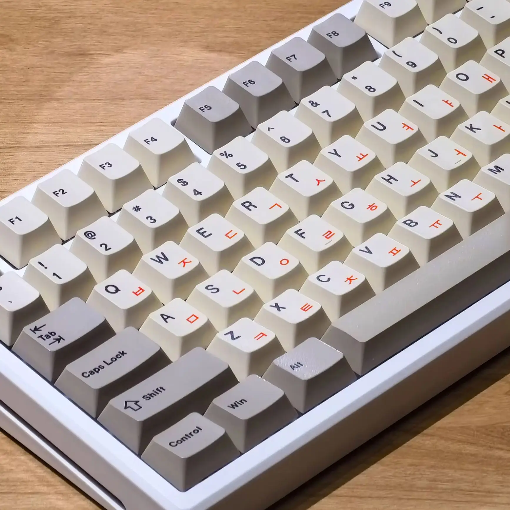 Teclas Retro coreanas cereza Pbt proceso de sublimación Simple 135 teclas juego de teclas Off-White gris rojo personajes ruso Hangul Keycap