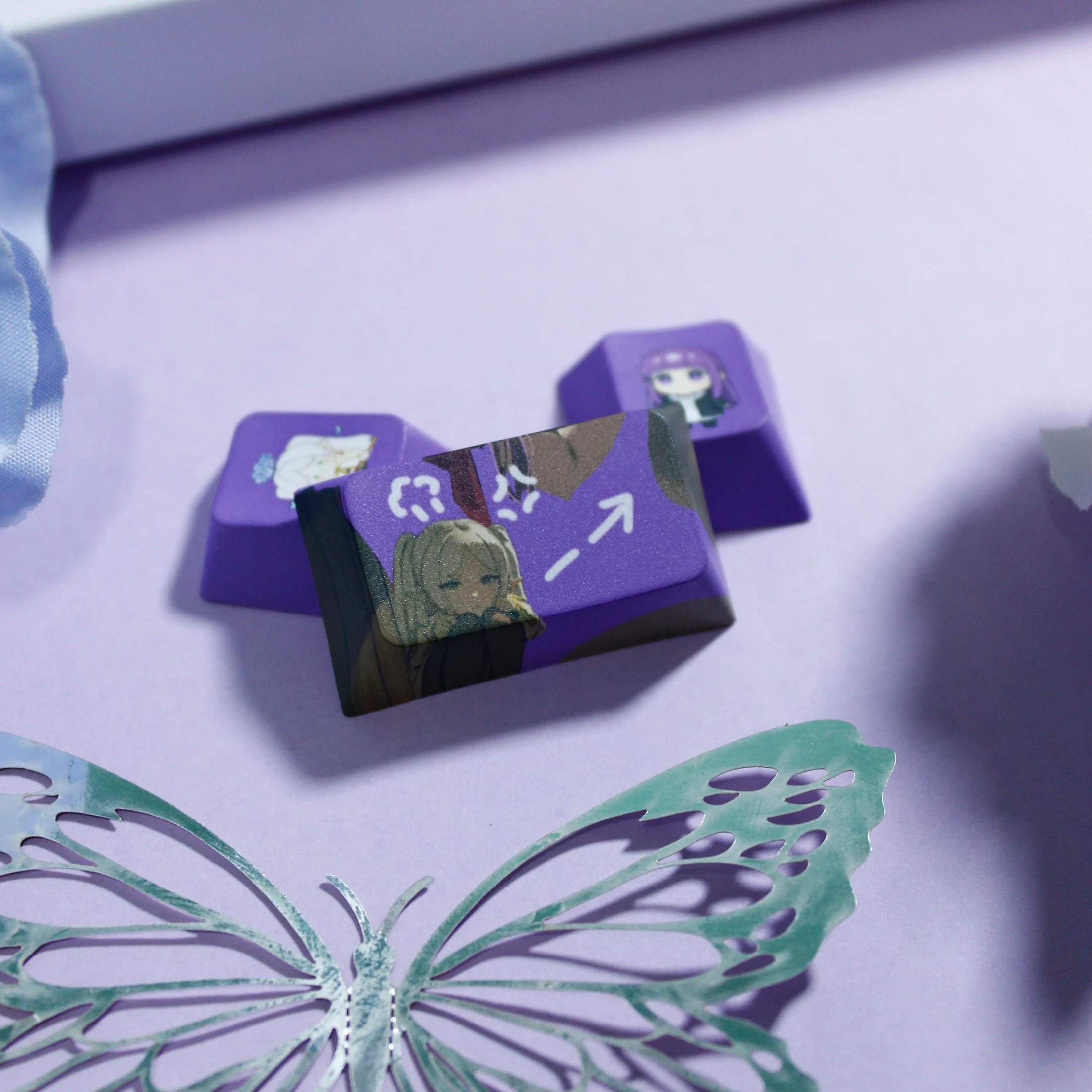 122 teclas lindas teclas de Frieren tapa de tecla de Anime PBT perfil de cereza tapa de tecla de impresión lateral Teclado mecánico Made68 Mad68 Wooting 60 - imagen 5