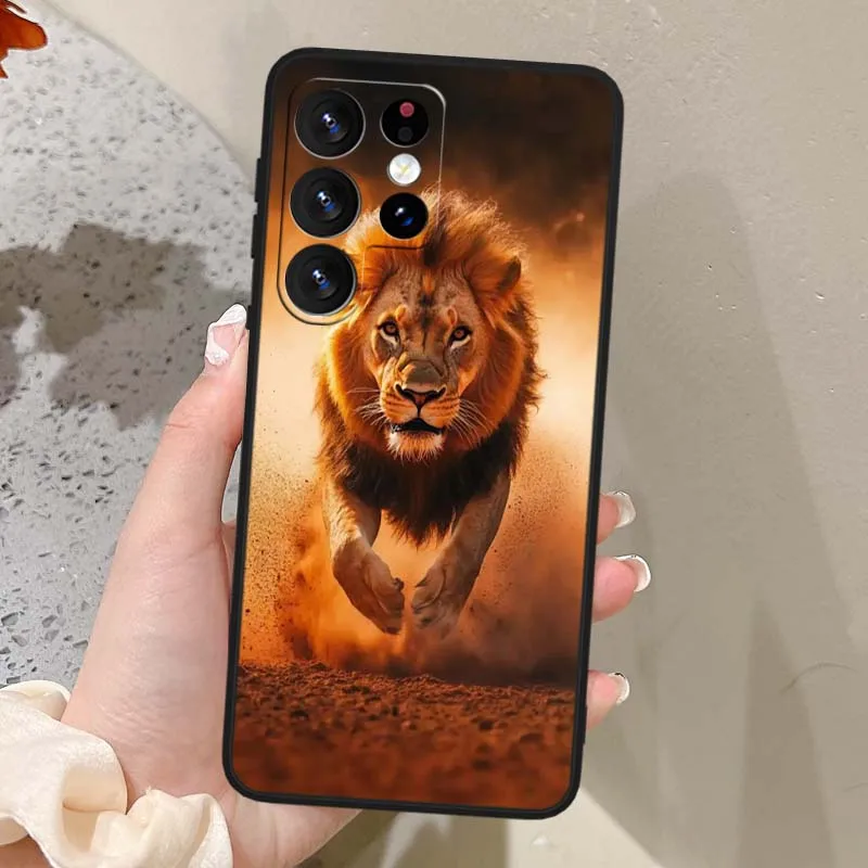 Estampado de León Animal para Samsung Galaxy Note 20 10 9 8 A24 A34 M13 M31 M32 M52 M62 Ultra Lite funda de teléfono negra - imagen 3