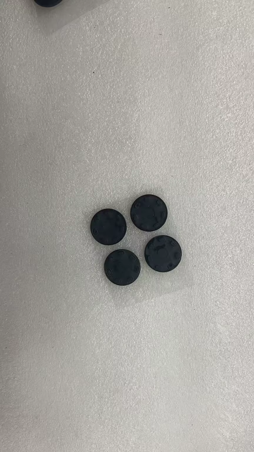 Patas Repuesto Antideslizantes para MacBook Pro y Air - imagen 3