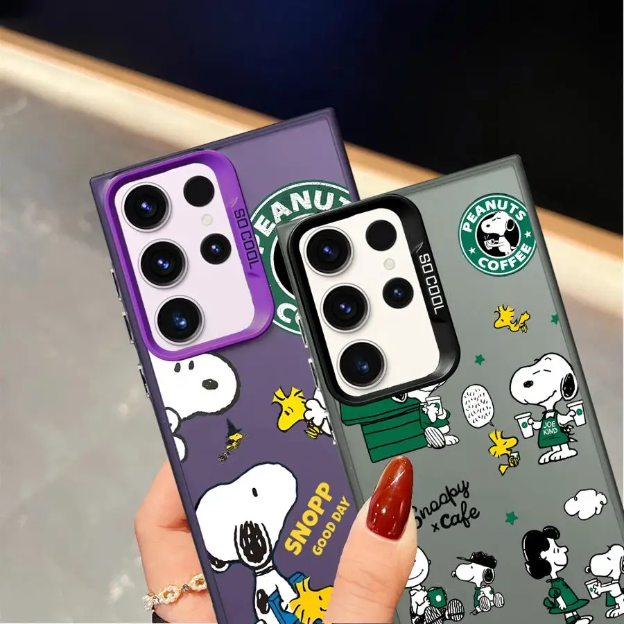 Funda trasera de teléfono para Samsung Galaxy S22 S20 Plus S23 S24 FE S21 S23 Note 20 Ultra S25 lindo dibujo animado S-S-noopyS café - imagen 3